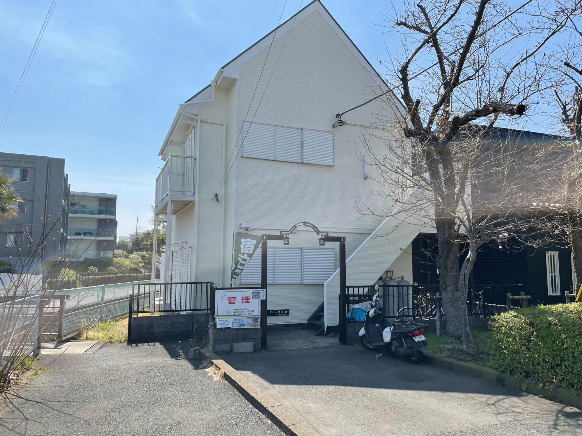 グレース大磯 Apartamento Oiso Exterior foto